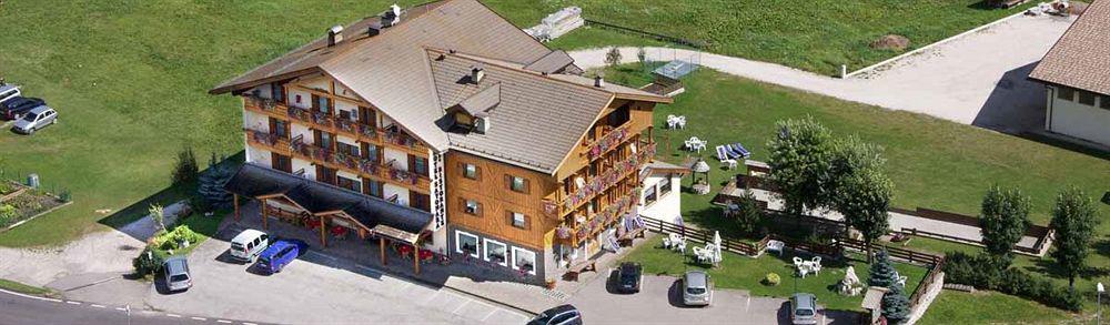 Wellness Hotel Dolomia Soraga Buitenkant foto
