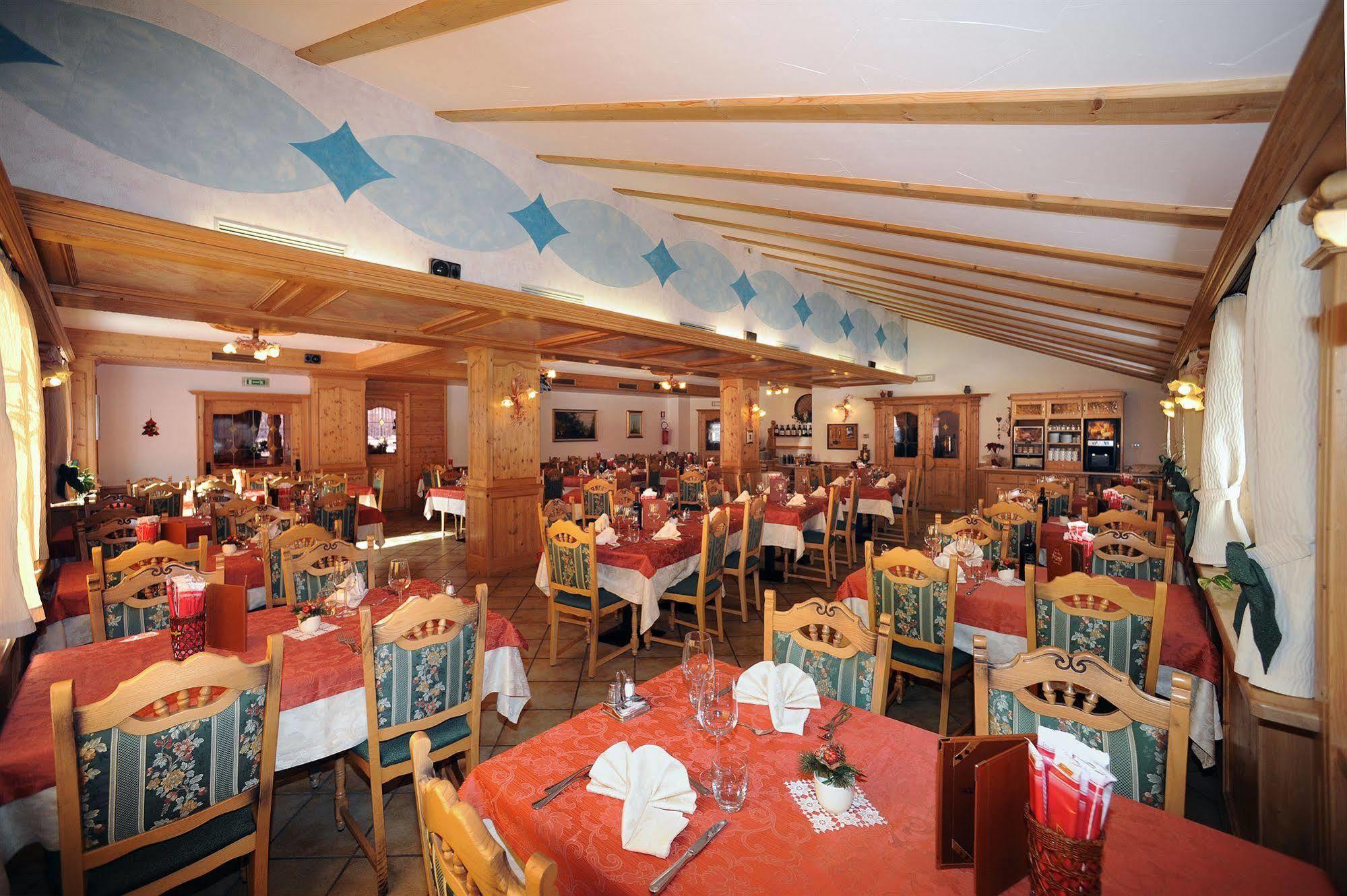 Wellness Hotel Dolomia Soraga Buitenkant foto